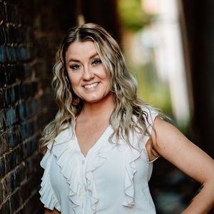 Meet your Posher, Krystal